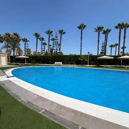Casa Blanca Apartment *